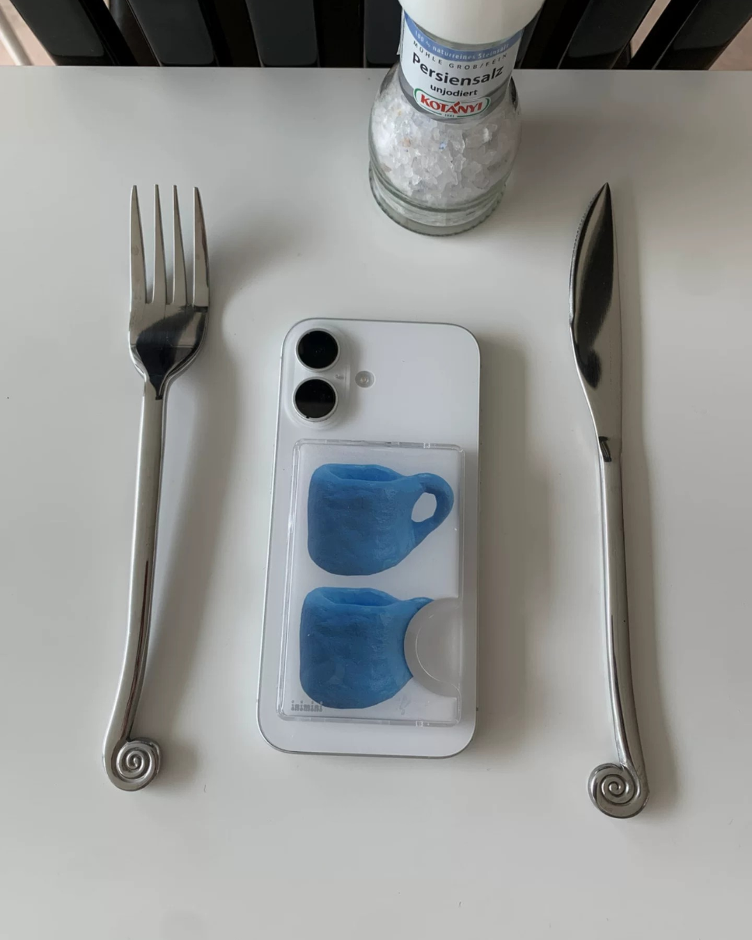 Dinner date card holder