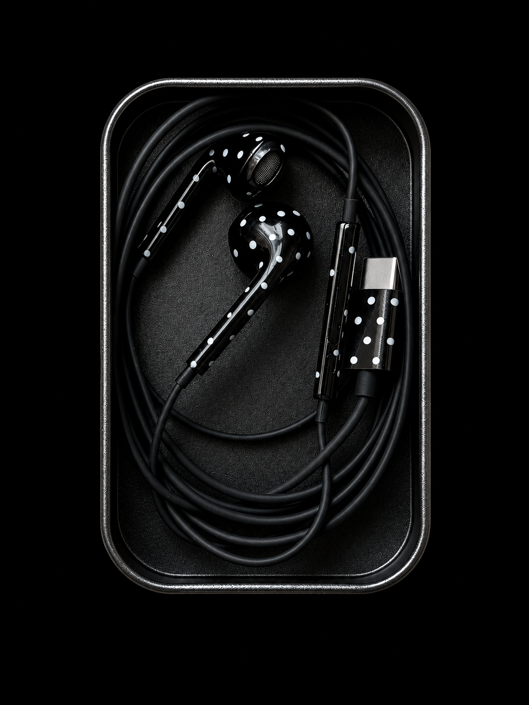starry wired earphones
