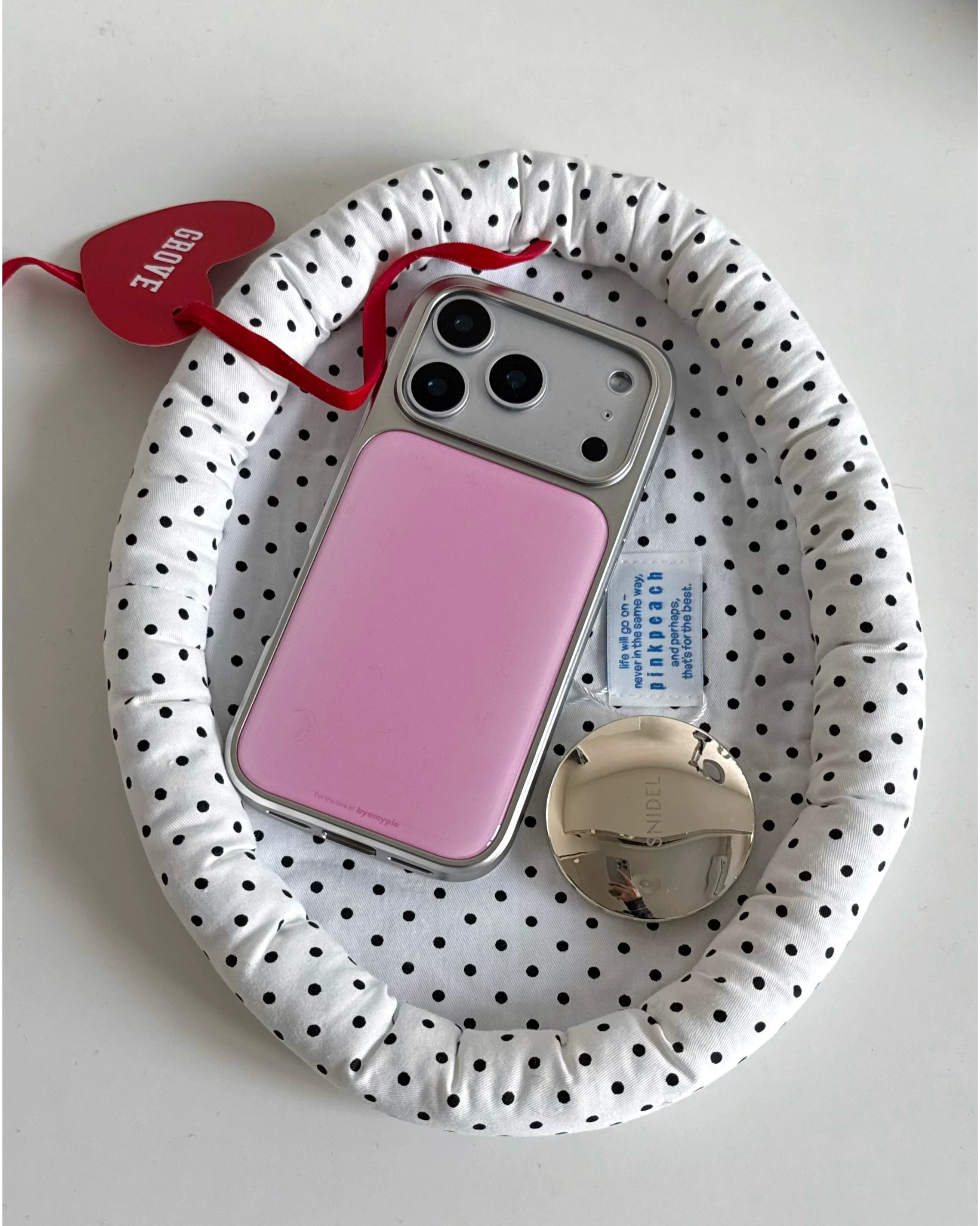 gradient aura phone case