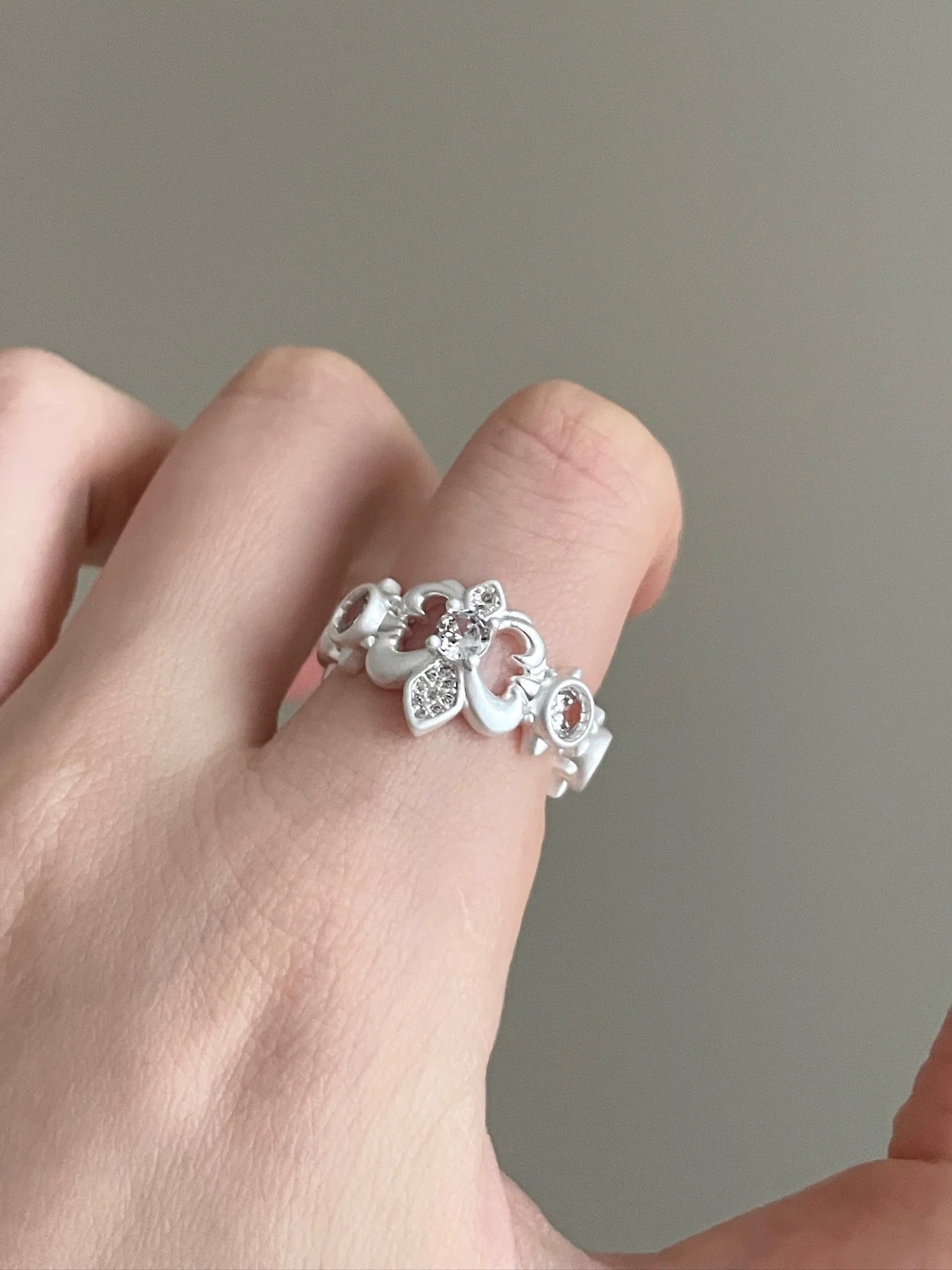 crown ring