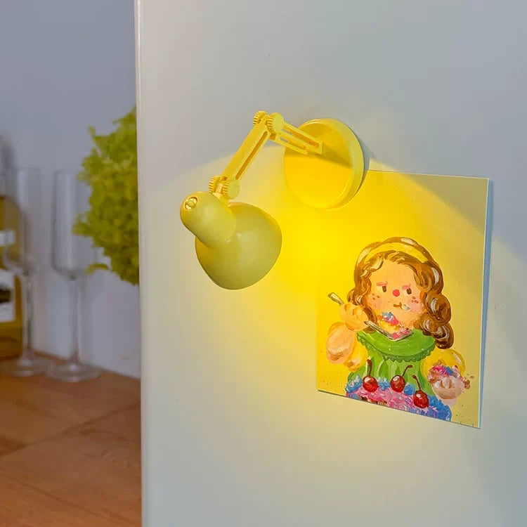 mini magnetic table lamp