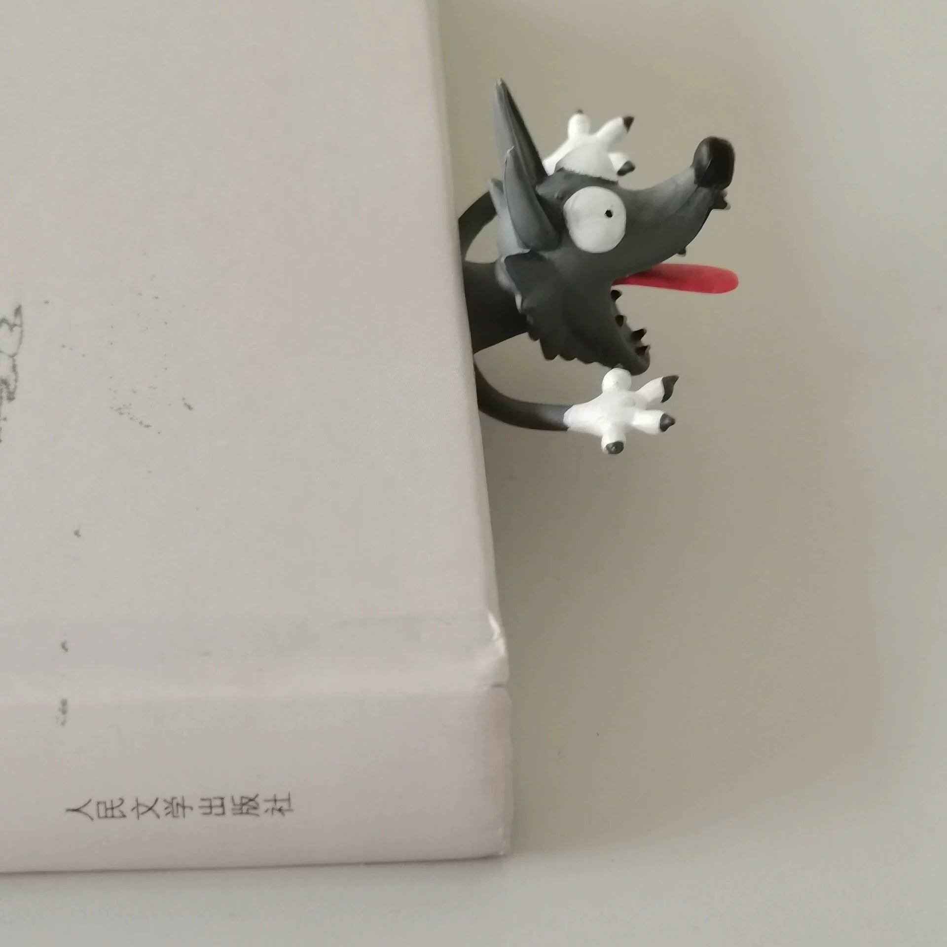 ouch! wolf bookmark πΊπ