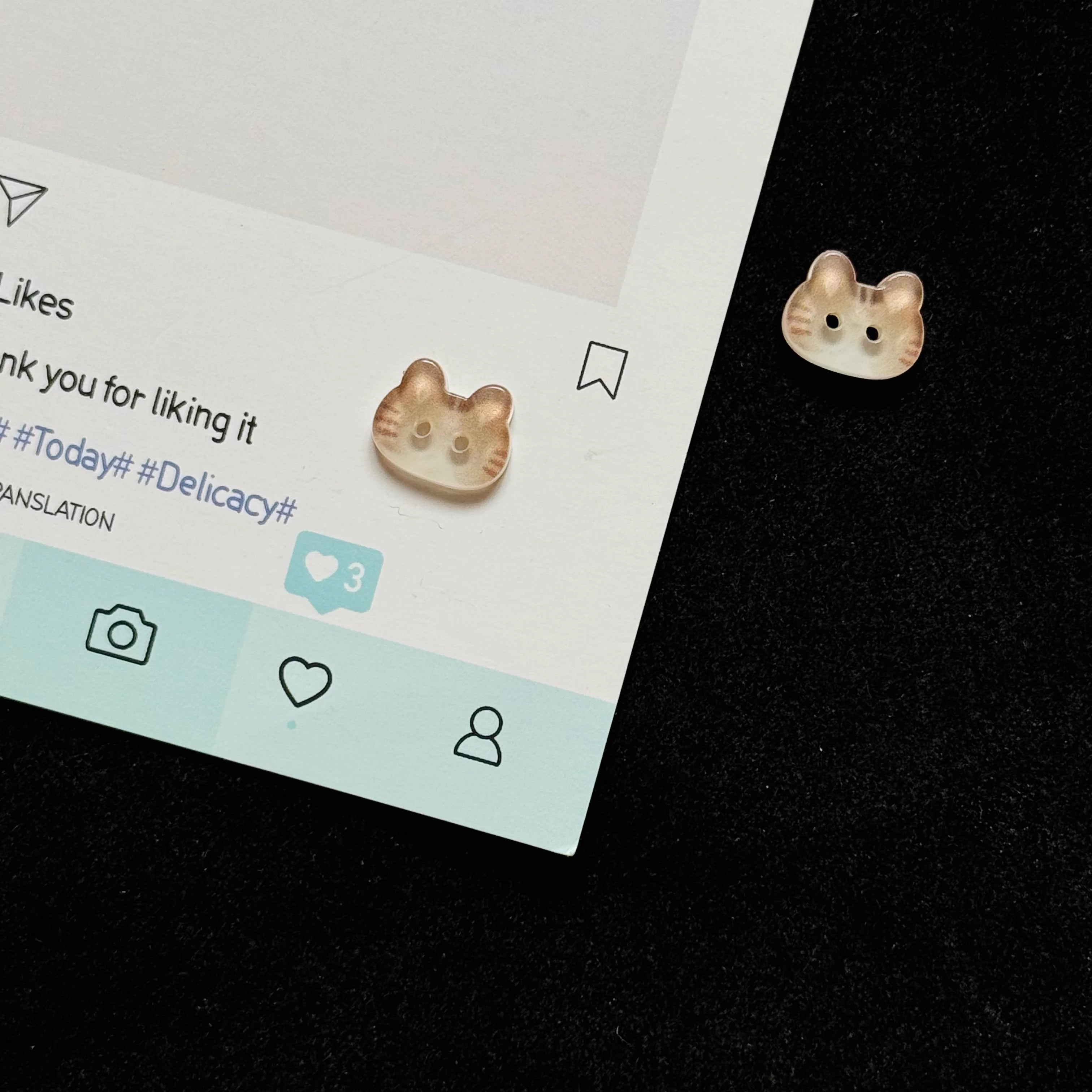cat buttons š¾