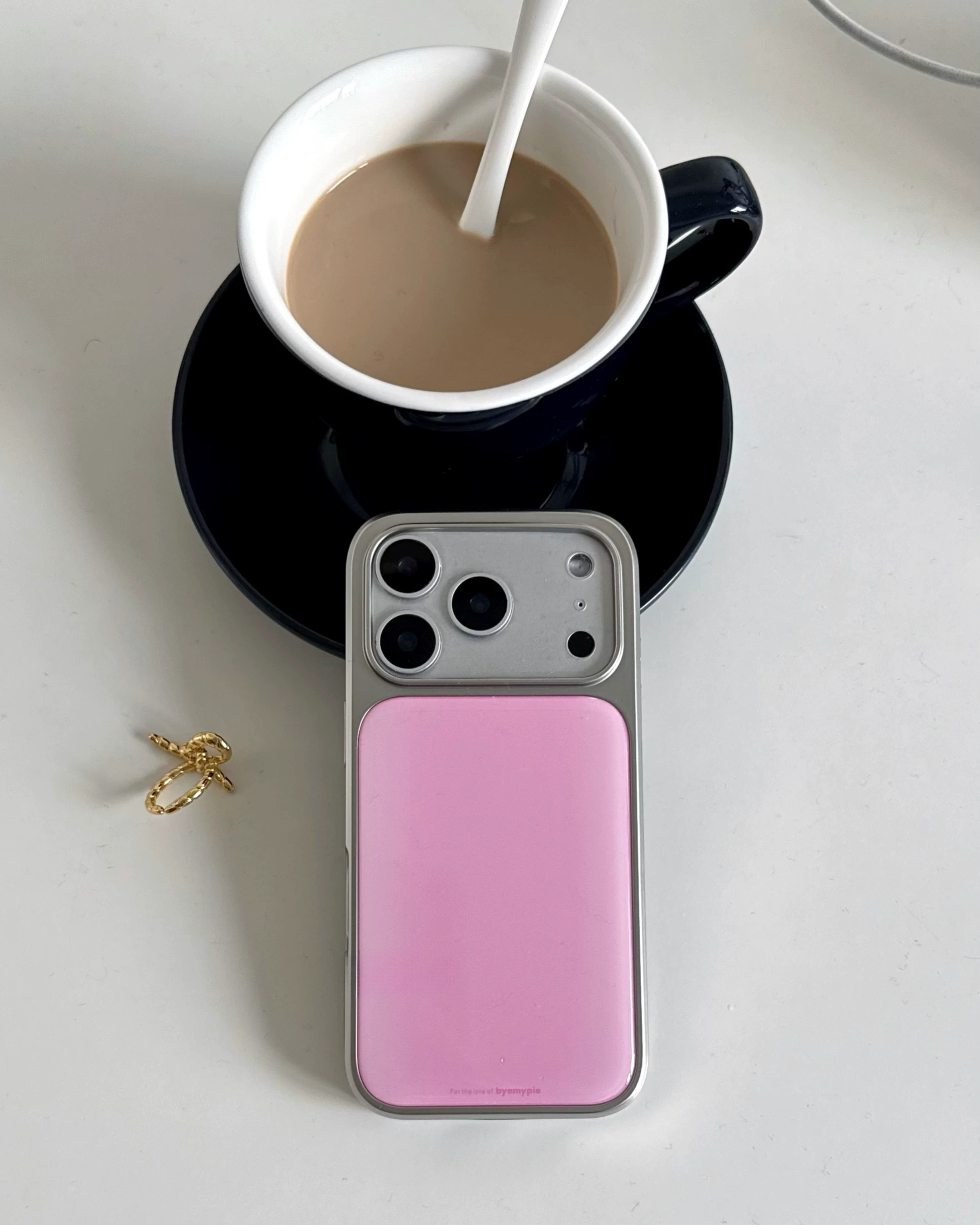 gradient aura phone case