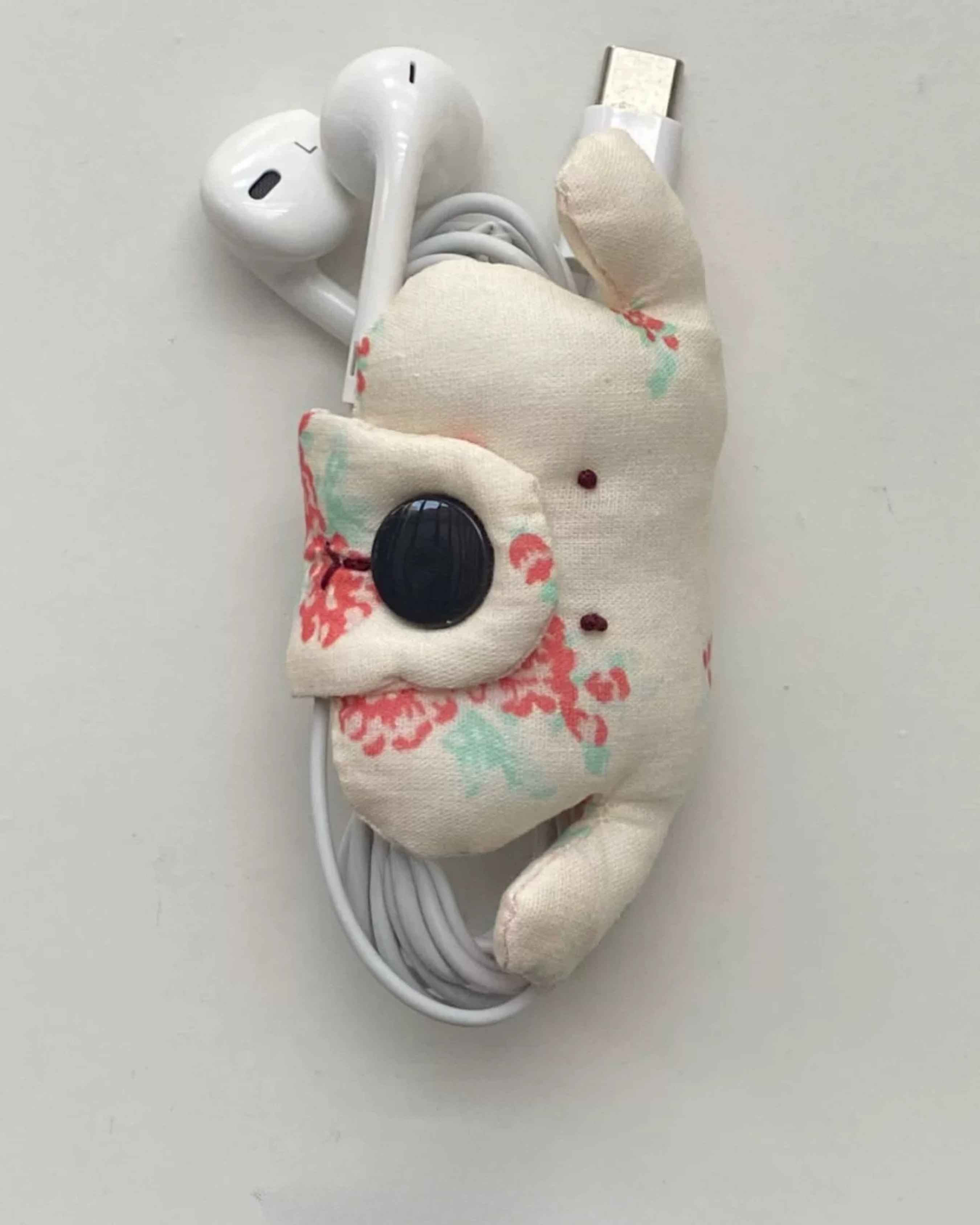 puppy cable organizer