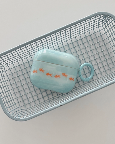 swim goldfish airpods case