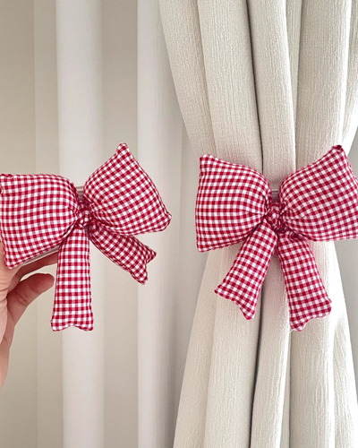 bow curtain tiebacks