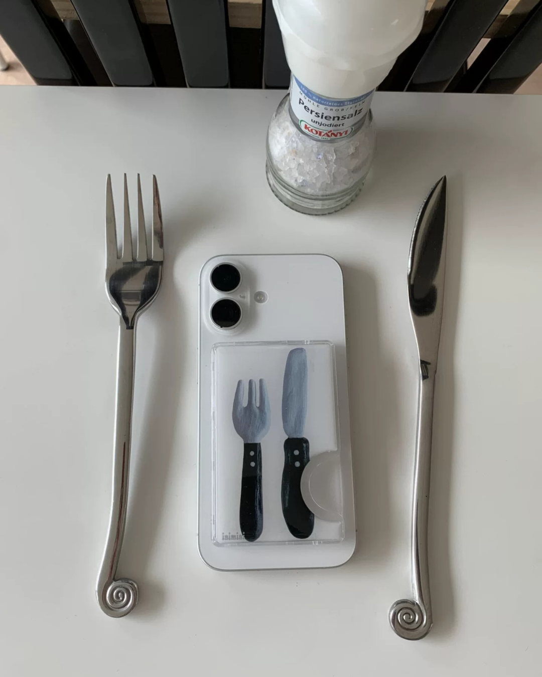 Dinner date card holder