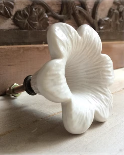 ceramic lily door/cabinet knob