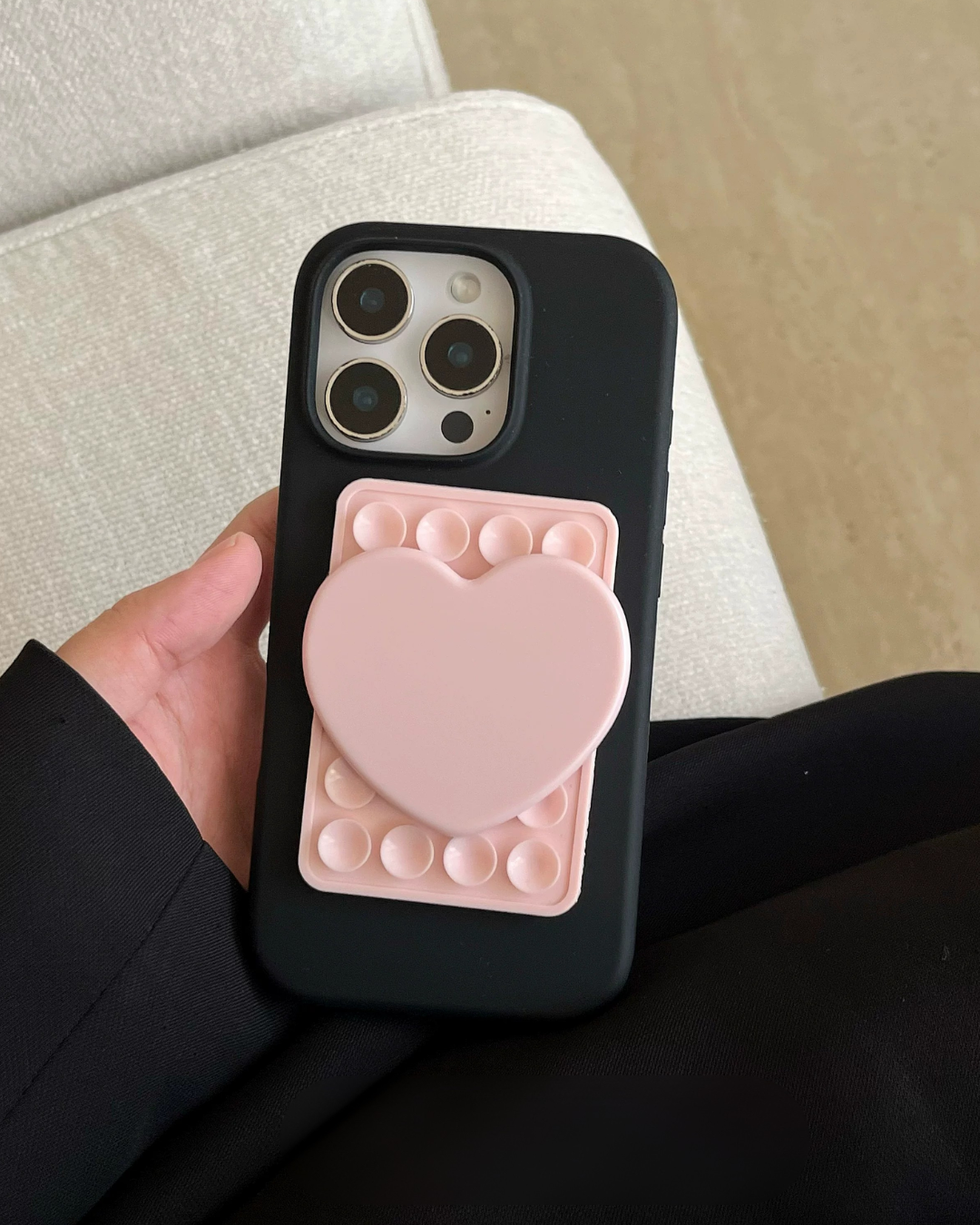 Love at first look case