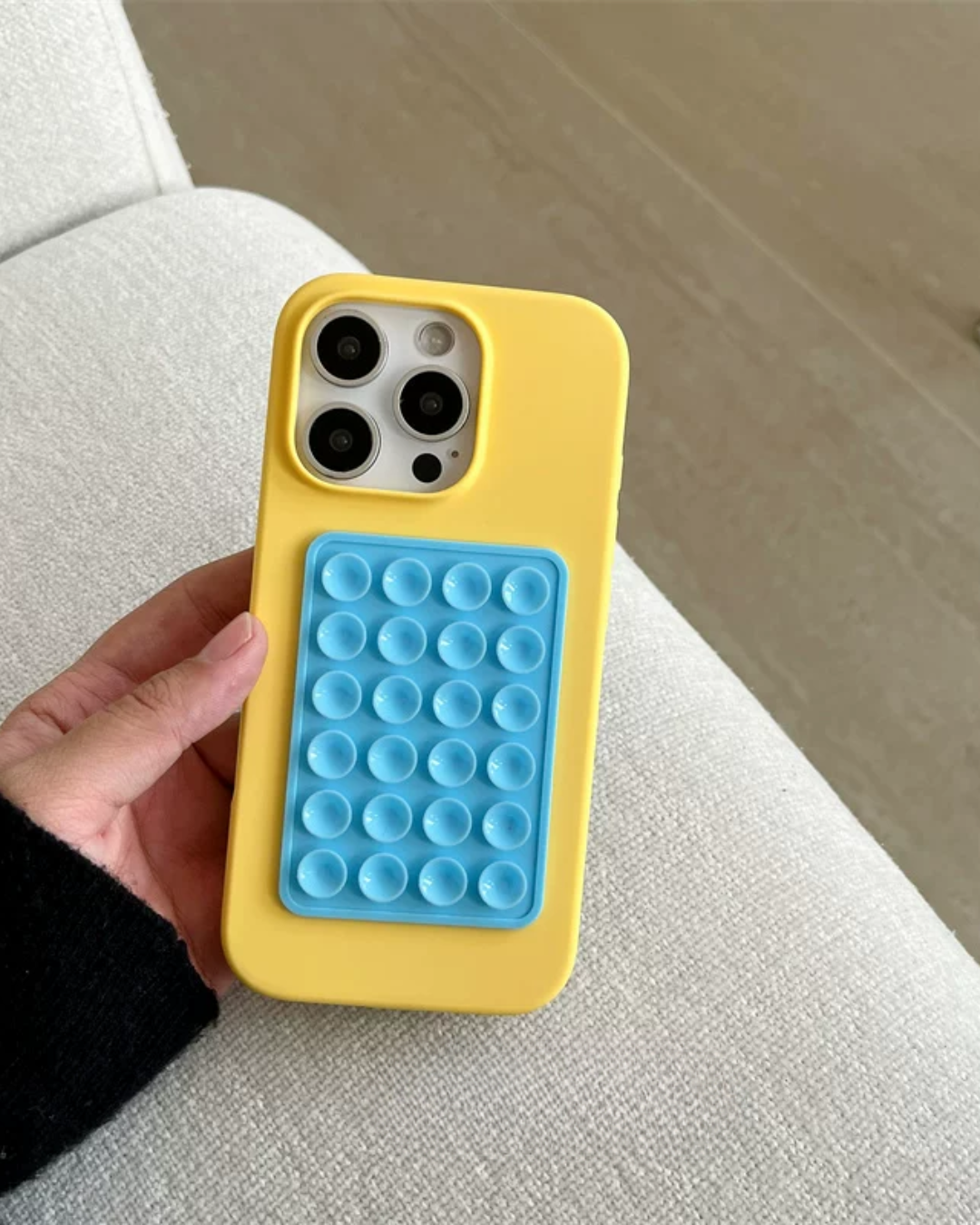 Love at first look case