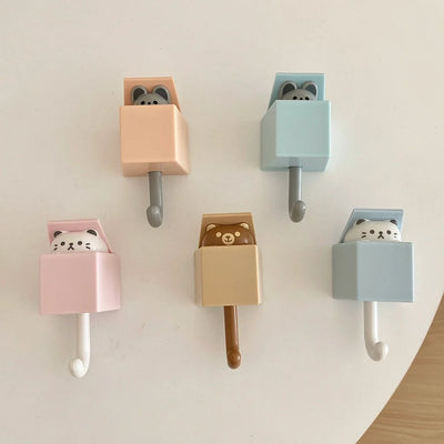 animal peekaboo hanger