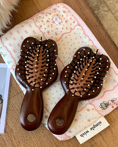 teddy bear wood comb