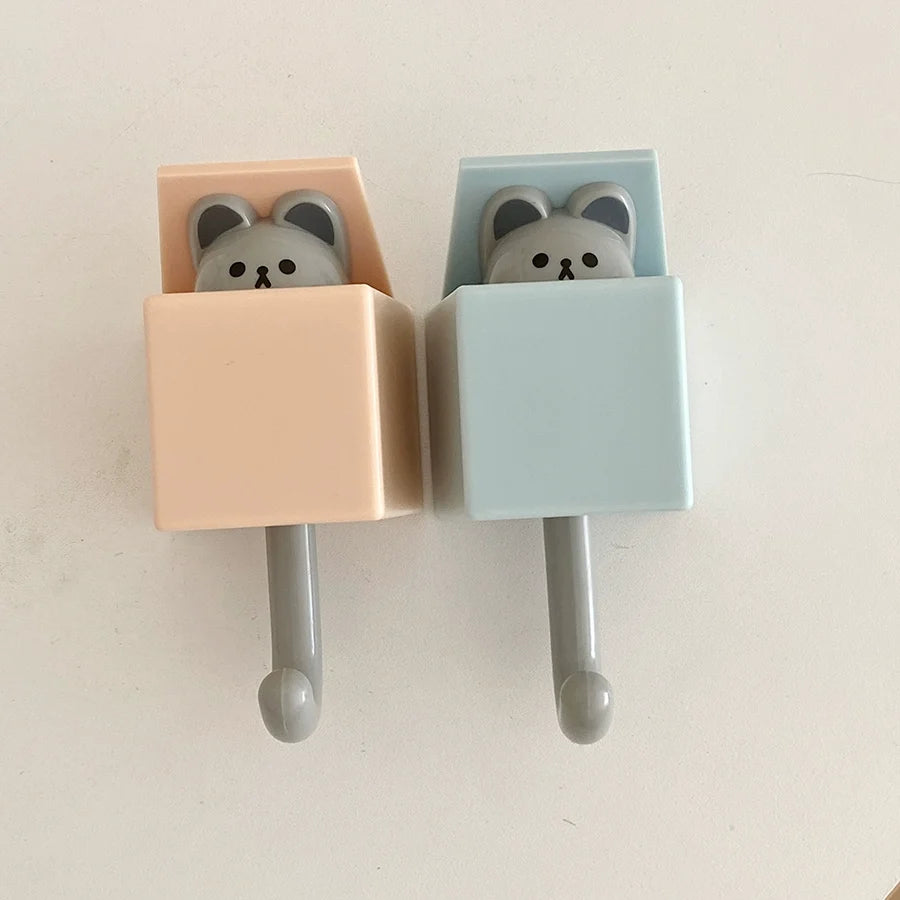animal peekaboo hanger