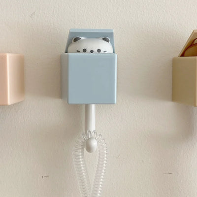 animal peekaboo hanger