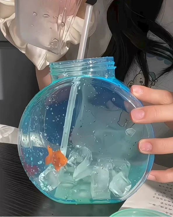goldfish bowl water bottle
