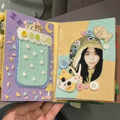 little pig house felt photo album
