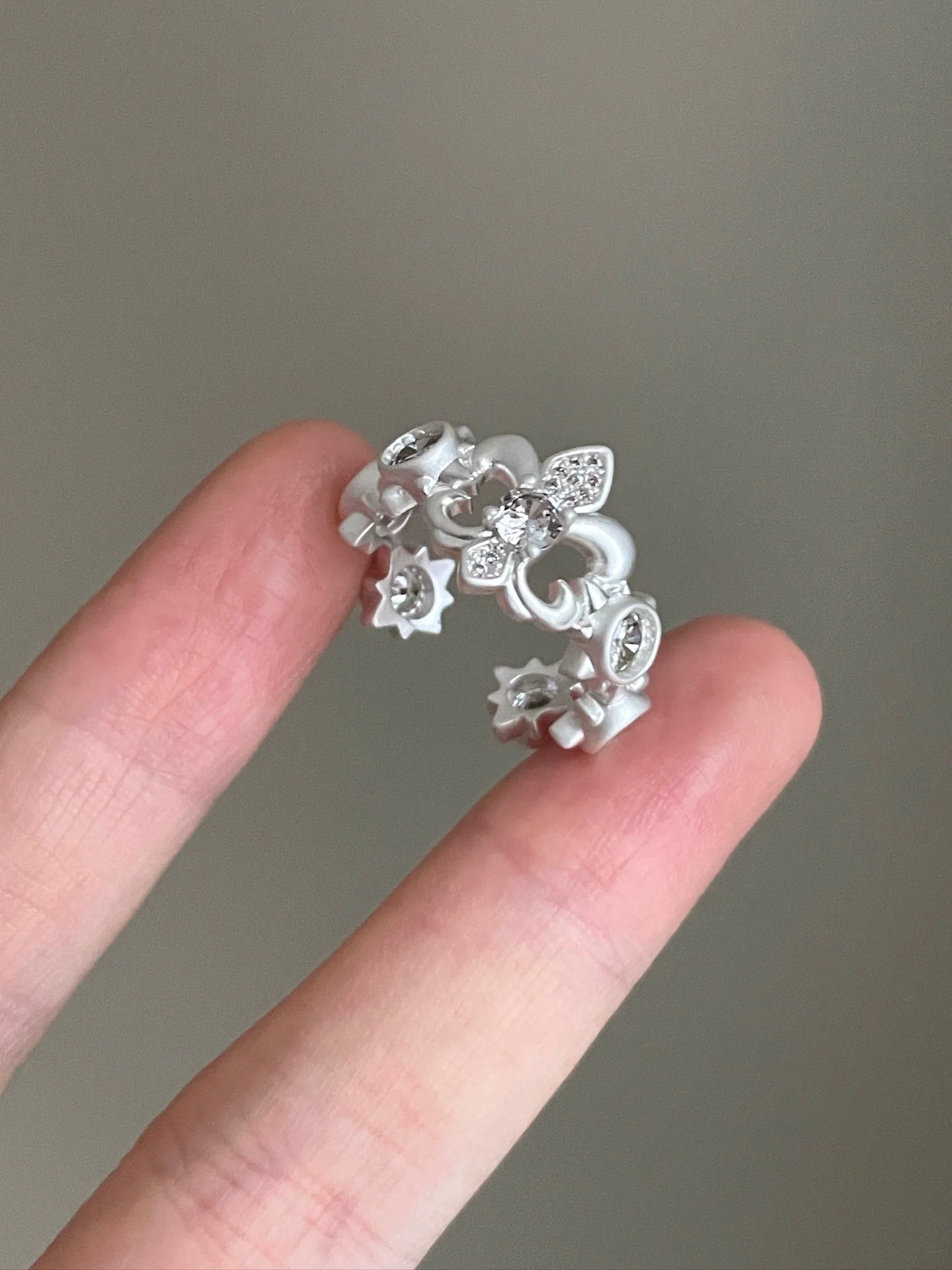 crown ring