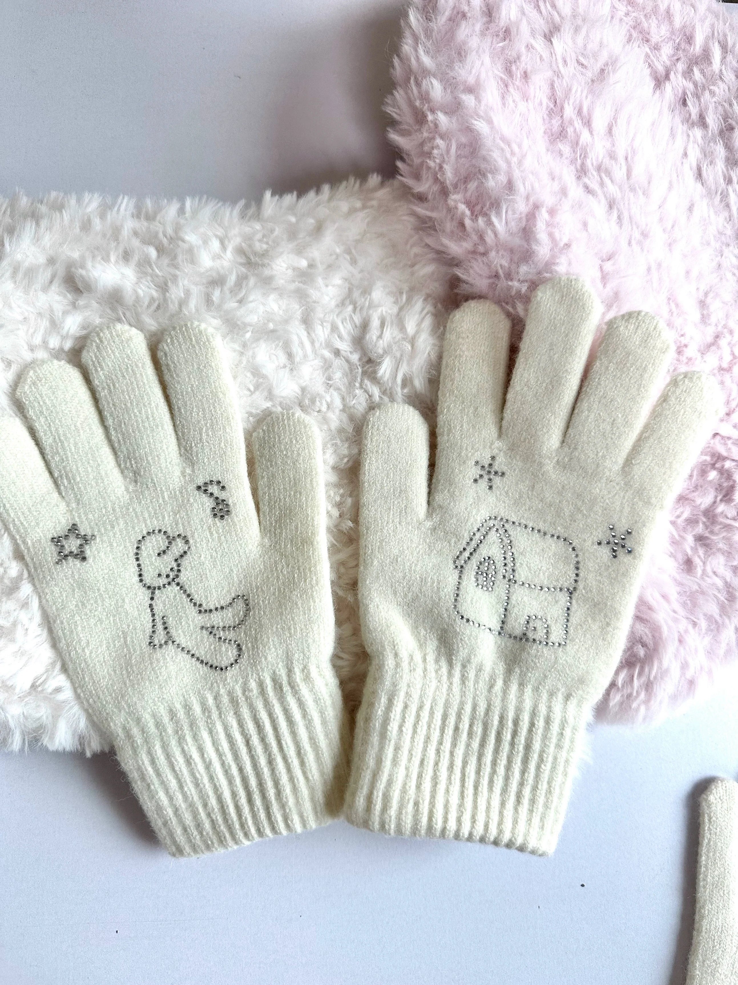 puppy angel bedazzled gloves